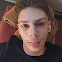 Вячеслав, 18 лет