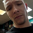 Илья, 24 года