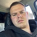 Денис, 22 года