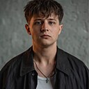 Виктор, 25 лет