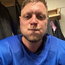 Артем, 32 года