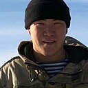 Тамир, 22 года