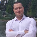 Максим, 33 года