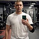 Роман, 33 года