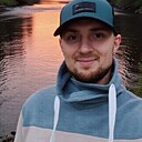 Денис, 33 года