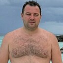 Макс, 33 года