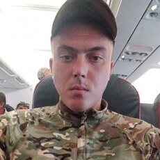 Саша, 30 из г. Омск.