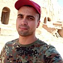 Артём, 33 года