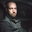 Макс, 32 года