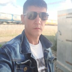 Фотография мужчины Валерий, 35 лет из г. Усть-Кут