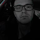 Максим, 22 года