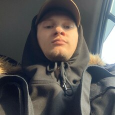 Фотография мужчины Максим, 21 год из г. Санкт-Петербург