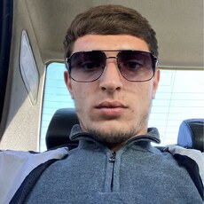 Фотография мужчины Saqo, 22 года из г. Троицкое