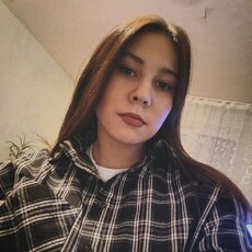 Фотография девушки Алина, 18 лет из г. Саратов
