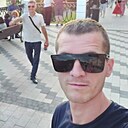 Роман, 33 года