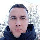 Itᗩᑎ ᕼᗩᑎT, 34 года