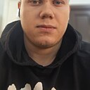 Артём, 24 года