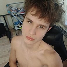 Фотография мужчины Дмитрий, 19 лет из г. Хабаровск