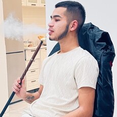 Фотография мужчины Эрнест, 18 лет из г. Тамбов