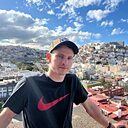 Саша, 32 года