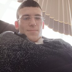 Фотография мужчины Матвей, 18 лет из г. Барнаул