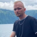 Артём, 23 года