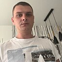 Денис, 22 года