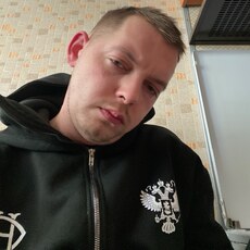 Фотография мужчины Валентин, 27 лет из г. Санкт-Петербург