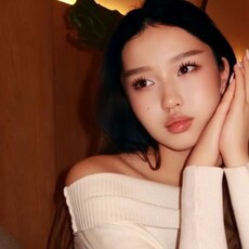 Фотография девушки Жануля, 18 лет из г. Бишкек