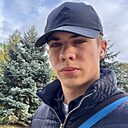 Виктор, 20 лет