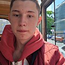 Максим, 19 лет