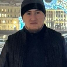 Фотография мужчины Parviz, 28 лет из г. Санкт-Петербург