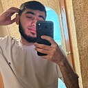 Шухрат, 24 года