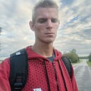 Максим, 21 год