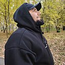 Али, 32 года