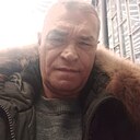 Владимирович, 53 года