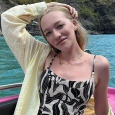 Фотография девушки Ксюша, 21 год из г. Санкт-Петербург