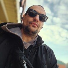 Фотография мужчины Денис, 39 лет из г. Санкт-Петербург