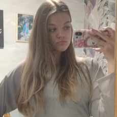 Фотография девушки Поля, 18 лет из г. Омск