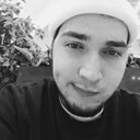 Максим, 22 года