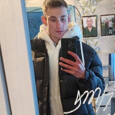 Фотография мужчины Кирилл, 18 лет из г. Барнаул