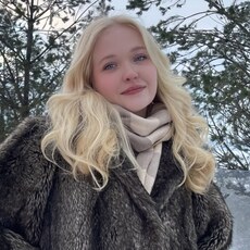 Фотография девушки Даша, 18 лет из г. Санкт-Петербург