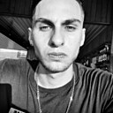 Максим, 22 года