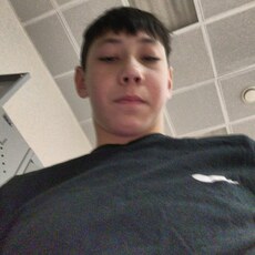 Фотография мужчины Ярик, 18 лет из г. Тюмень