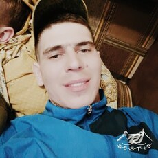 Фотография мужчины Рустам, 34 года из г. Усть-Каменогорск