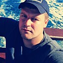 Максим, 34 года