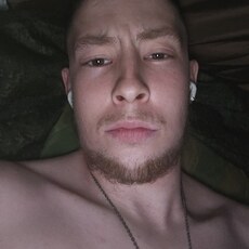 Фотография мужчины Антон, 25 лет из г. Красноярск