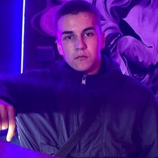 Фотография мужчины Вячеслав, 19 лет из г. Горно-Алтайск