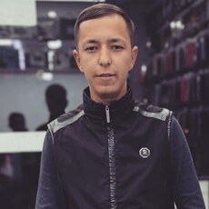 Фотография мужчины Улугбек, 28 лет из г. Череповец