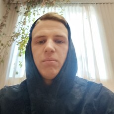 Фотография мужчины Евгений, 21 год из г. Артем